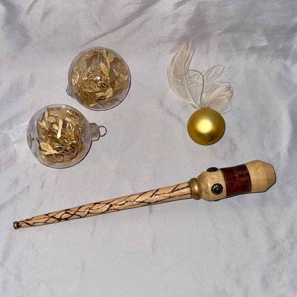 Harry Potter  Collector Set - Picture 8 of 9